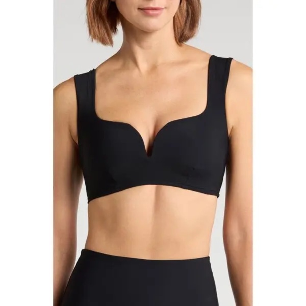 NWT Bondi Born Ellie Bikini Top